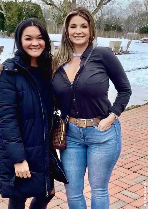 Ashley Bridges Ashleylietzanbridges Emilybridgesfitness Ashbbabe Nude Onlyfans Leaks The