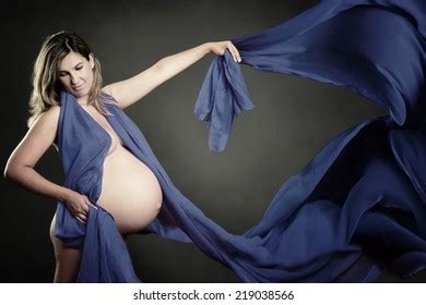 Beautiful Nude Pregnant Woman Isolated Black Stock Photo Shutterstock
