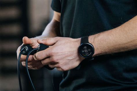 הוכרז: Polar Vantage V2 – שעון הספורט החכם החדש של פולאר