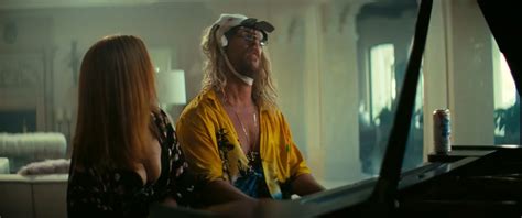 Nude Video Celebs Isla Fisher Sexy The Beach Bum 2019