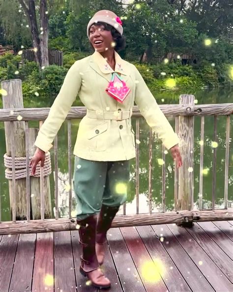 BREAKING: Princess Tiana's NEW Bayou Adventure Outfit Revealed