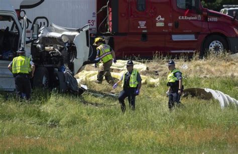 7 People In Passenger Van Died After Being Struck By Semi Truck On I 5