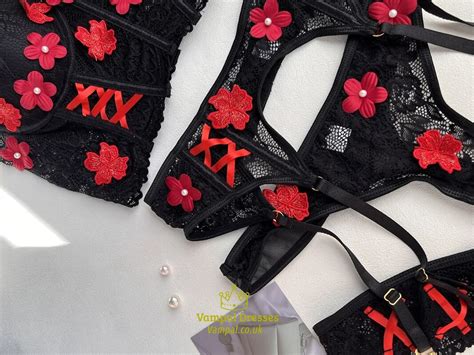 Black Swinol Floral Beautiful Underwear 4 Piece Fairy Sexy Lingerie Luxury Bra Padded Fine