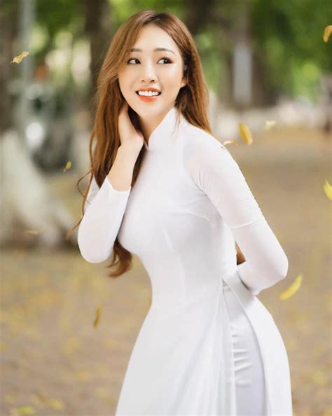 Ngắm vẻ đẹp tựa nàng thơ của hot girl Hải Phòng Titanic Nơi mọi thứ được chia sẻ