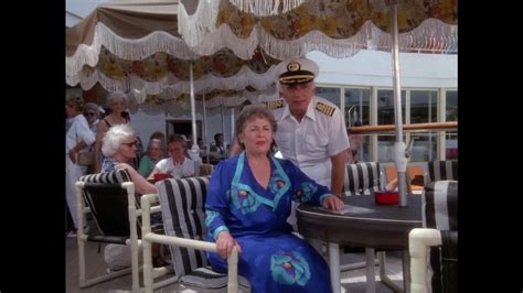 She S The One In Thepink And Black Bikini Yes Isn T She Beautiful She S A Terrific The