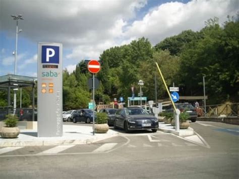 Assisi Gratis I Primi 20 Minuti Di Sosta Al Parcheggio Di Piazza