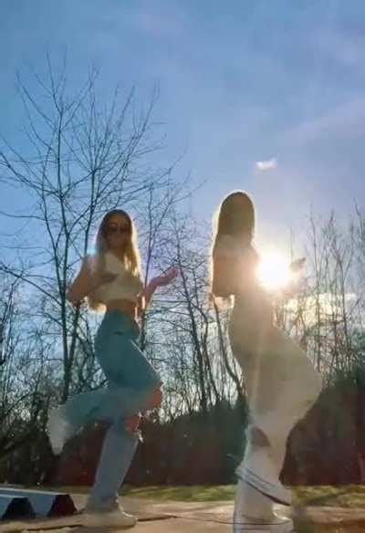 This Boob Bounce Izaandelle REDD TUBE