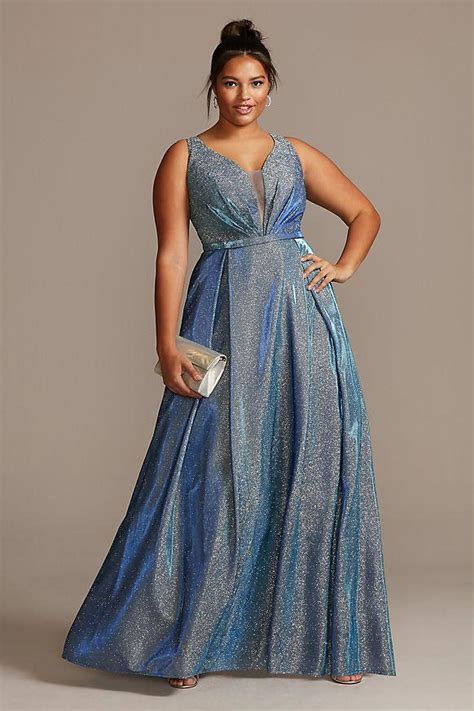 Modelos De Vestidos Plus Size Para Festa - Vestidos de festa plus size para as convidadas: 55 modelos para todos ...