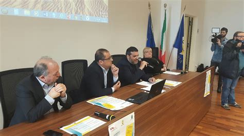 Calabria Presentata In Cittadella La Ricerca La Sla Questa Sconosciuta