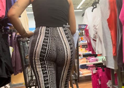 OC Jiggly Latina With A Deep Wedgie Bending Squatting In Flares Spandex Leggings Yoga