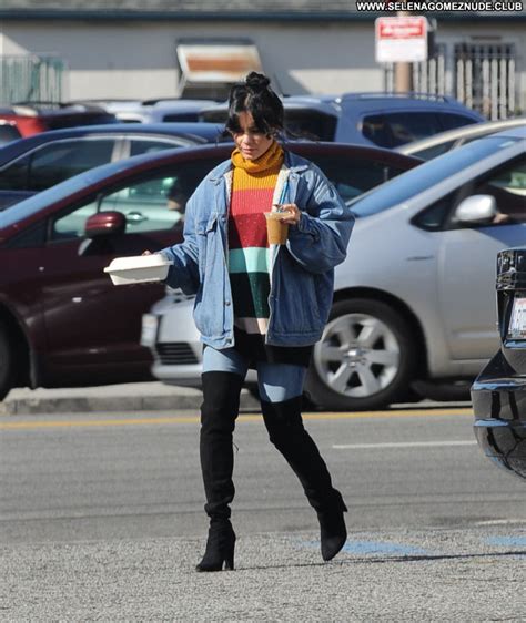 Vanessa Hudgens No Source Beautiful Celebrity Posing Hot Babe Sexy Nude Celebrities Mobile