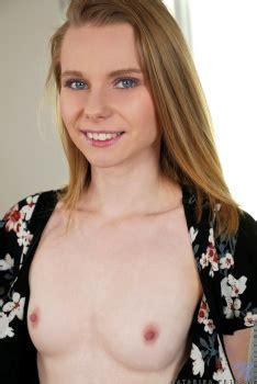 Catarina Petrov Petite Beauty Nude And Sexy Photo Album Intporn Forums