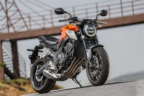 Honda Cb R A Revolu O Naked De Cilindros Novas Cores No Brasil