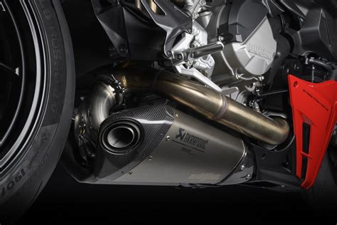 Ducati Unveils New Performance Accessories For Streetfighter V Sports Naked Bike Autoevolution