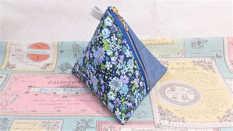 テトラ ポーチ 作り方 三角ポーチの作り方 Diy Triangle Zipper Pouch Tutorial Youtube 三角