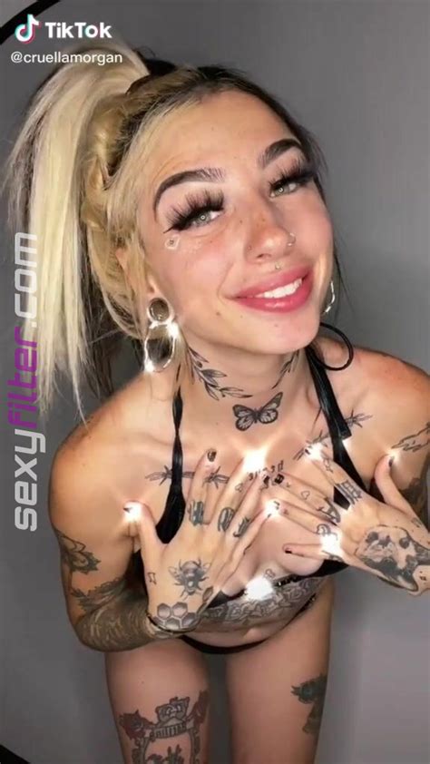 Hot Cruella Morgan In Black Bikini Sexyfilter