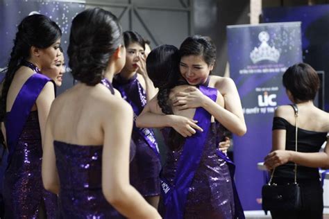 Top Hoa khôi Áo Dài khoe dáng với bikini Tú Uyên mất suất thi Miss World