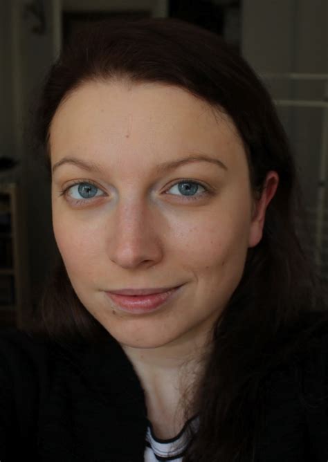 Sur ma peau LOréal BB Cream Nude Magique Selmas Knits