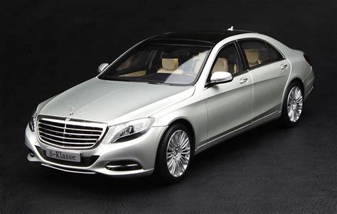 118 Mercedes Benz S Class S Klasse W222 Silver Car Model