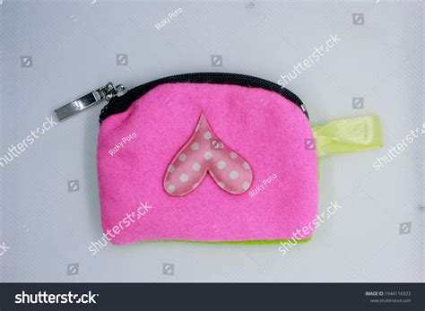 Cute Wallet Over 4751 Royalty Free Licensable Stock Photos Shutterstock