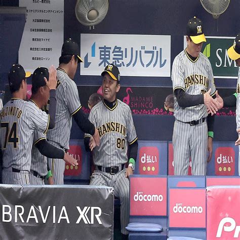 阪神が大量8得点で先勝！ 好投手山本を10安打7得点で攻略 2023年10月28日掲載 ライブドアニュース