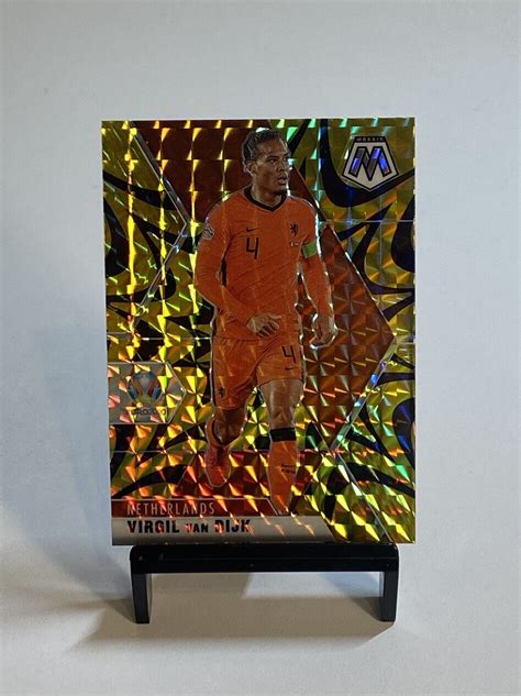 Panini Mosaic Uefa Euro Reactive Gold Mosaic Prizm