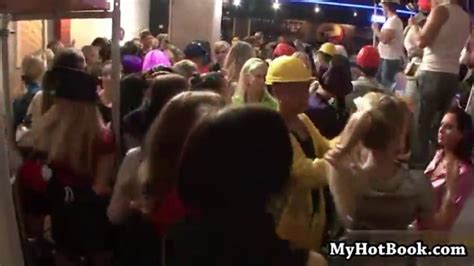 Alma Deluxe Brings All Of Her Friends To The Club Alma Deluxe Porn Videos