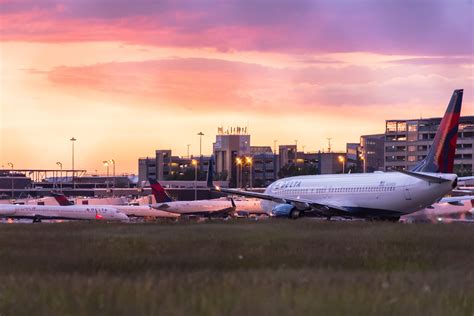 Examined: Delta Air Lines' 5 Most Popular Routes From San Diego