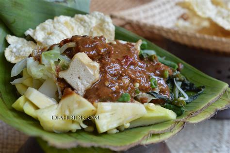 diah didis kitchen rujak petis