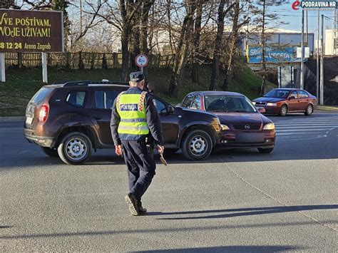 Foto Upravo Sudar Kod Podvo Njaka Blizu Podravke Policija Na Mjestu