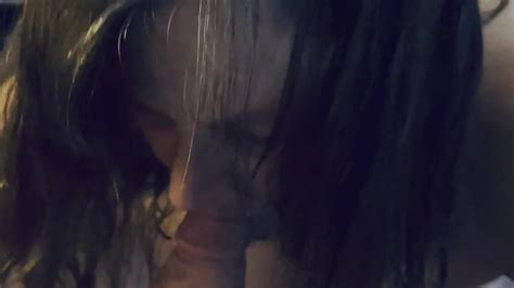 Busty Brunette MILF gives a sensual blowjob Vidéos Porno Gratuites YouPorn Français