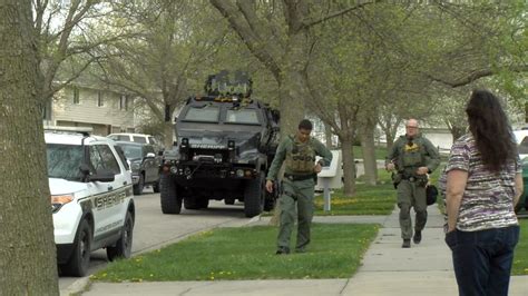 Update Swat Arrests Man After Standoff In Lincoln