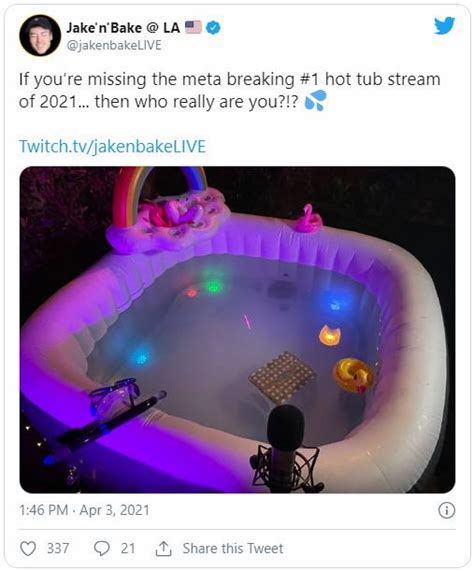 Nam streamer đạt luôn kỷ lục livestream nhờ cà khịa một trào lưu cực hot trên mạng