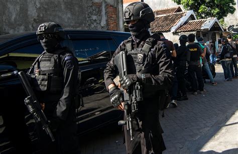 Indonesian Police Catch Regional Jad Leader 14 Other Suspected