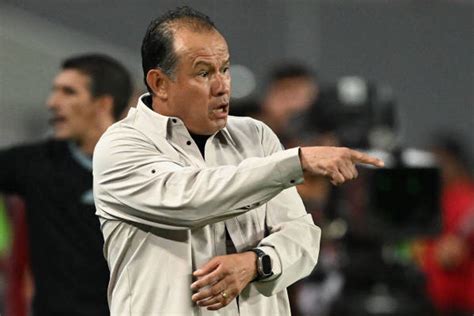 Peru Pos Nasionale Sokkerspan Se Afrigter Netwerk24