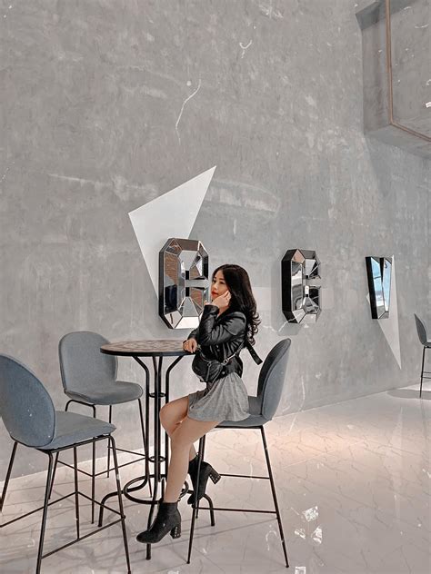 A I M Check In Hot Nh T H Ng Hi N Nay Ng U C Ng C C Ch C T M Nh P Lung Linh