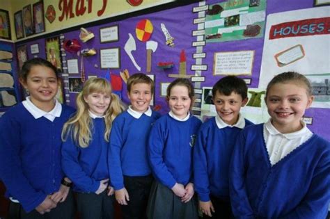 Pupils From St Ninians Primary School Primary School School Primary