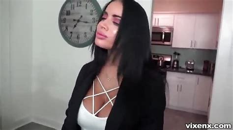 Latina Eccitante Si Fa Scopare La Figa Voglioporno