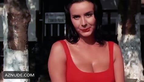 LOS DIAS CALIENTES NUDE SCENES AZNude
