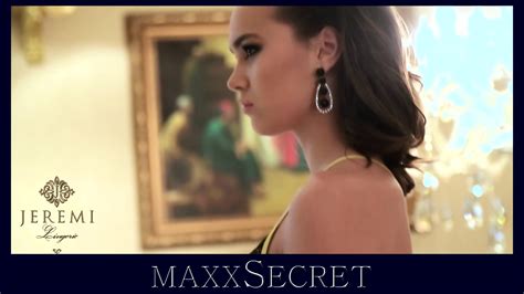 Lingerie Photoshoot Sunny Leone