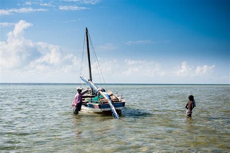 canoe boat river    creazillacom