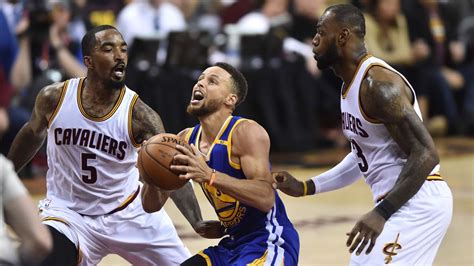 Lebron James Vs Steph Curry Old Rivalries Reignite As La Lakers Face