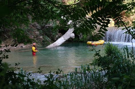 Muore Annegato A Anni Tragedia Nel Fiume Castellano Ad Ascoli