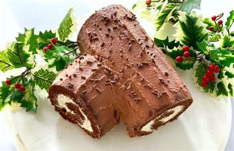 Healthy Chocolate Yule Log Cake Recipe The Leaf