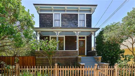 Whoopi Goldberg lists Berkeley Victorian-style home for $1.3 million ...