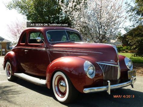 Ford Deluxe Coupe Hot Rod