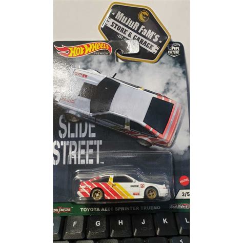 Hot WHEELS PREMIUM TOYOTA AE SPRINTER TRUENO SLIDE STREET HW CAR CULTURE Shopee Philippines
