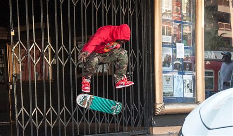 Common Interest | The Off-White Nike Dunk with Stevie Williams - StockX ...