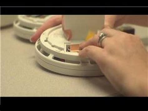 How To Change Smoke Detector Batteries