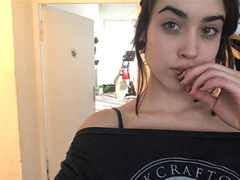 Sexy Amateur Shows Her Tiny Tits Her Beautiful Tattoo While Naked CoedCherry